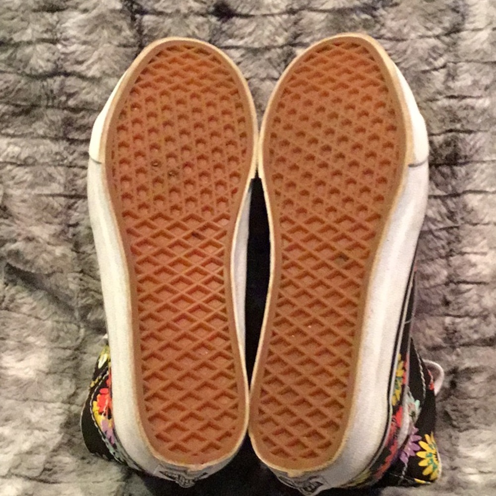 Vans High-Top Sneakers with Multicolor Floral Print Woman’s Size 9 - Picture 3 of 6